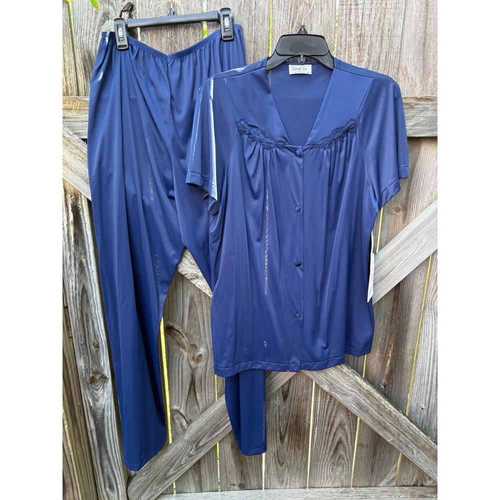 Vanity Fair Coloratura Navy Blue Nylon Pajama Set Vintage USA 90107 Womens M